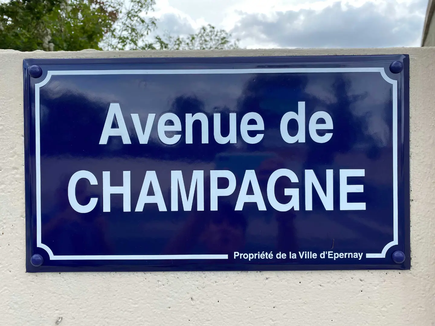 Avenue De Champagne